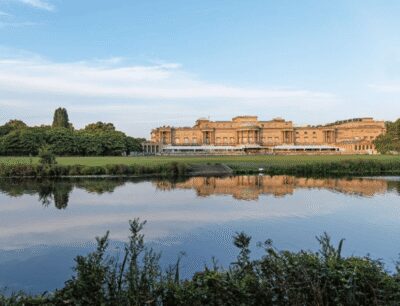 London: Buckingham Palace and Royal London Walking Tour - Meeting at The King’s Gallery and Getting Your Bearings Fast