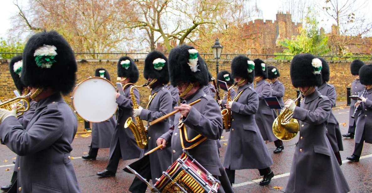 London: Buckingham Palace & Changing of the Guard Experience - Why Guard Mounting at Buckingham Palace is London at its most ceremonial