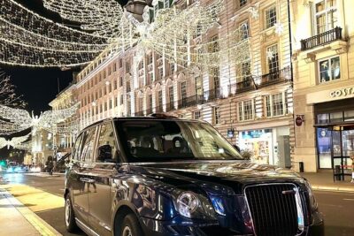 London by Night Taxi Tour - From Trafalgar Square to Buckingham Palace: a West End glow-up