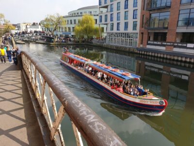 London: Canal Boat Ride on Camden Lock - Meeting the Jenny Wren at Camden: what the start is really like