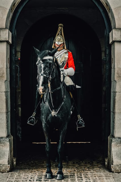 London: Changing of the Guard Experience and Landmarks Tour - Big Ben finish: the best way to end a short London day