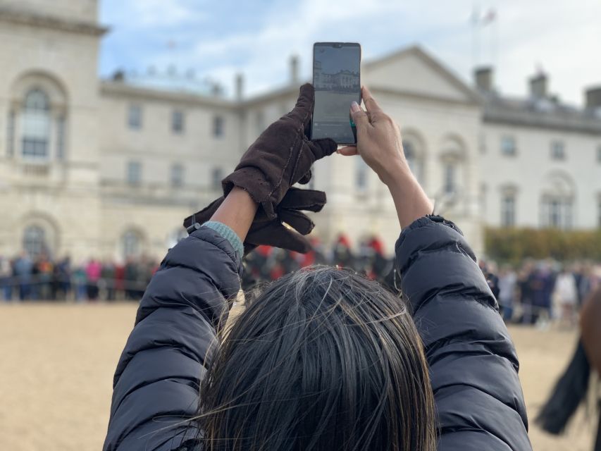 London: Changing of the Guard Private Group or Family Tour - A practical comfort check before you go