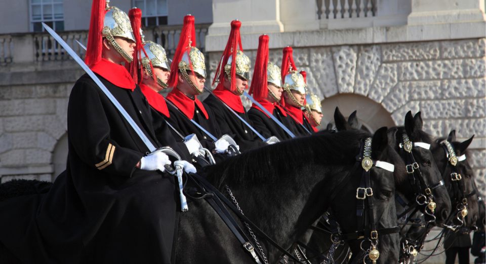 London: Changing of the Guard Tour at Buckingham Palace - St James’s Palace and Clarence House: royal sights without the rush