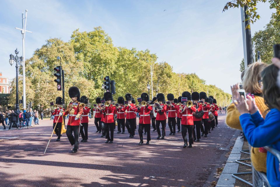 London: Changing of the Guard Walking Tour - Key Points Worth Getting Excited About