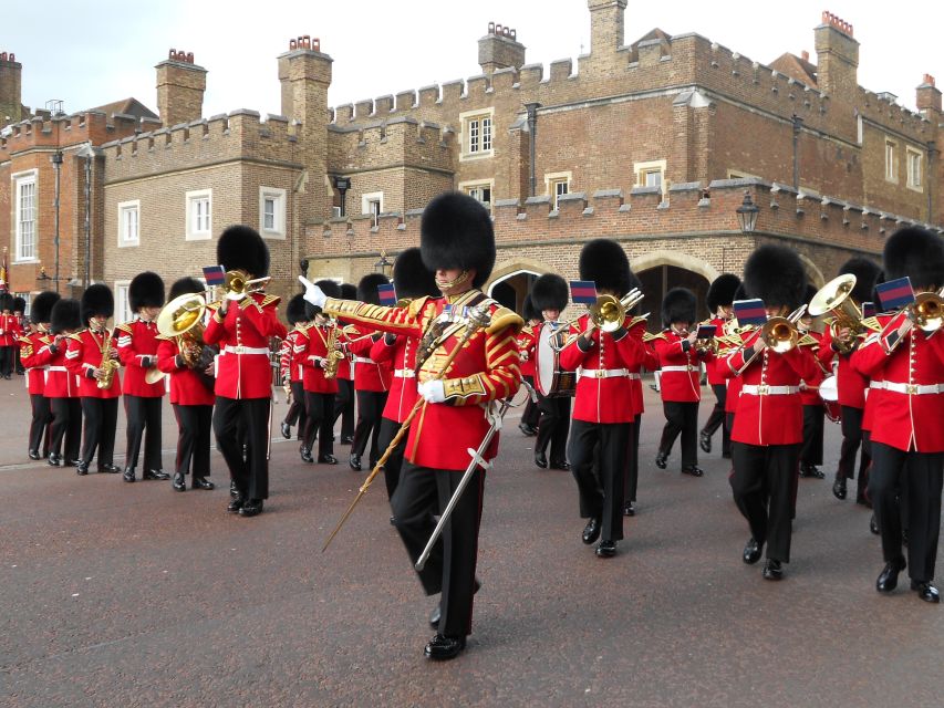 London: Changing of the Guard Walking Tour - Route Along The Mall: Where Great Views Actually Come From