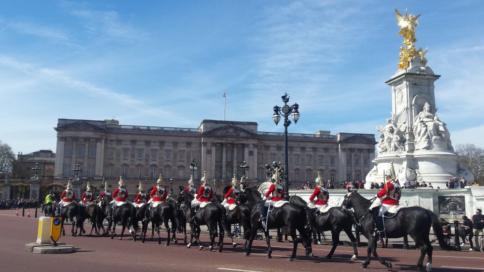London: Changing of the Guard Walking Tour - The Ceremonial Band: Why Sound Makes the Whole Thing Click