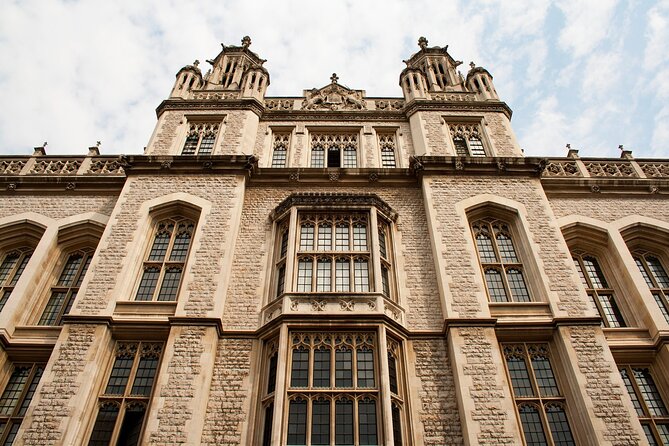 London Charles Dickens Puzzle Questo and Self-Guided Tour - How the Charles Dickens Puzzle Questo game actually feels