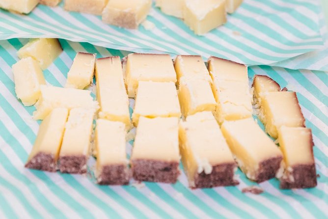 London Cheese Crawl & Walking Tour - Stop 1 in St. James’s: curd nerd talk and first selections