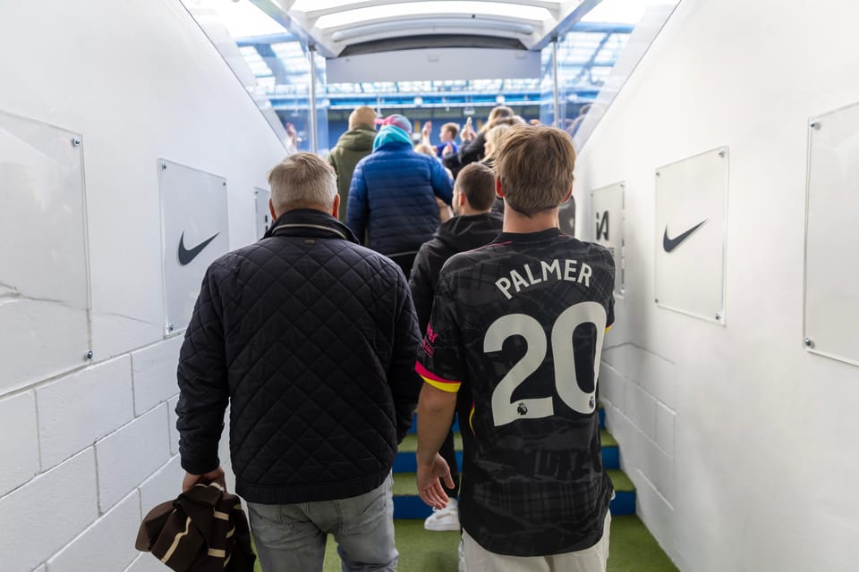 London: Chelsea FC Museum and Stamford Bridge Classic Tour - Time, pace, and where to show up at Stamford Bridge