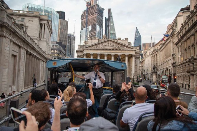 London Christmas Day 1 Day Hop-on Hop-off Bus Tour - Should you book this Golden Tours Gray Line London bus tour?
