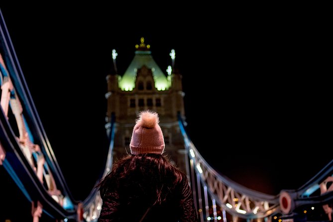 London Christmas Eve With 3 Course Dinner and Midnight Mass - Getting oriented fast: what the illuminated coach route does for you