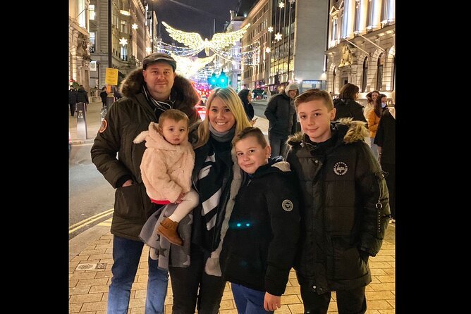 London Christmas Lights Guided Tour by Cab - Regent Street: Classic Holiday Displays With Iconic Storefronts