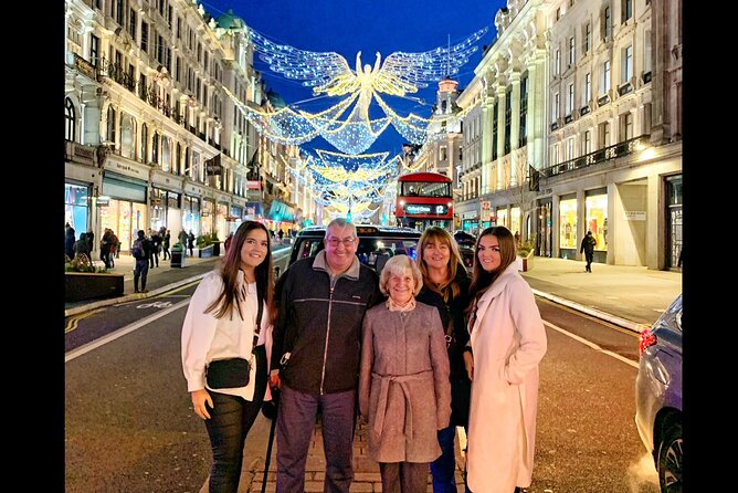London Christmas Lights Guided Tour by Cab - Westminster Abbey Area: Parliament Views Without the Heavy Walking