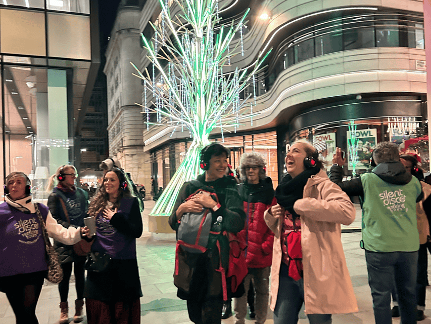 London: Christmas Lights Tour - With Christmas Music - Key Points You’ll Care About