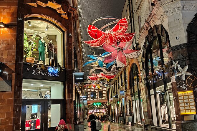 London Christmas Sparkle Private Walking Tour - Should You Book This London Christmas Sparkle Private Walk?