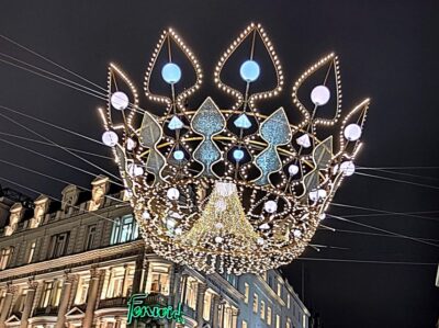 London Christmas Sparkle Walking Tour Small Group - Where You Start: Cafe Nero to a Central Drop-Off
