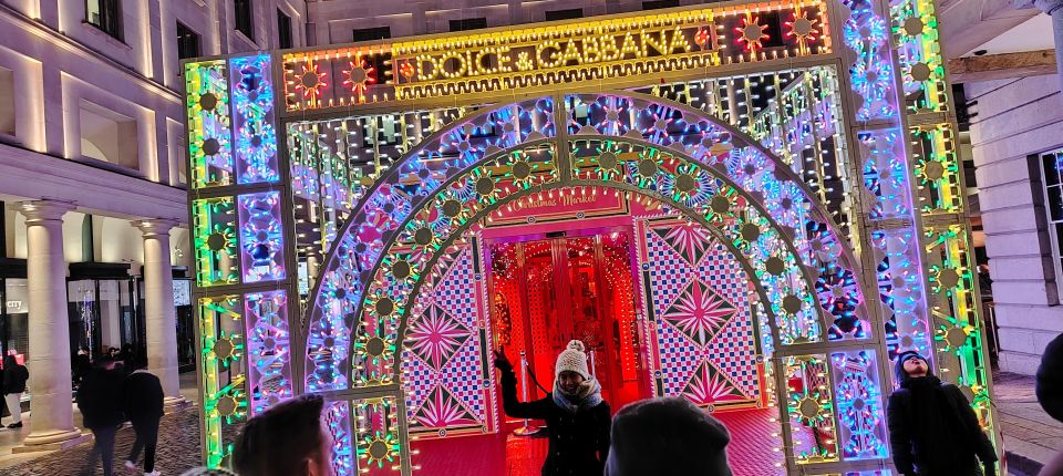 London Christmas Sparkle Walking Tour Small Group - Regent Street: The Angels, the Arcades, and Classic London Staging