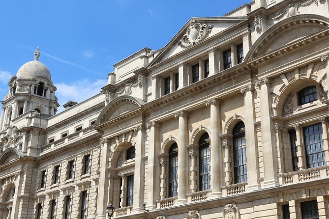 London: Churchill & World War 2 Walking Tour - Downing Street: leadership as a physical place