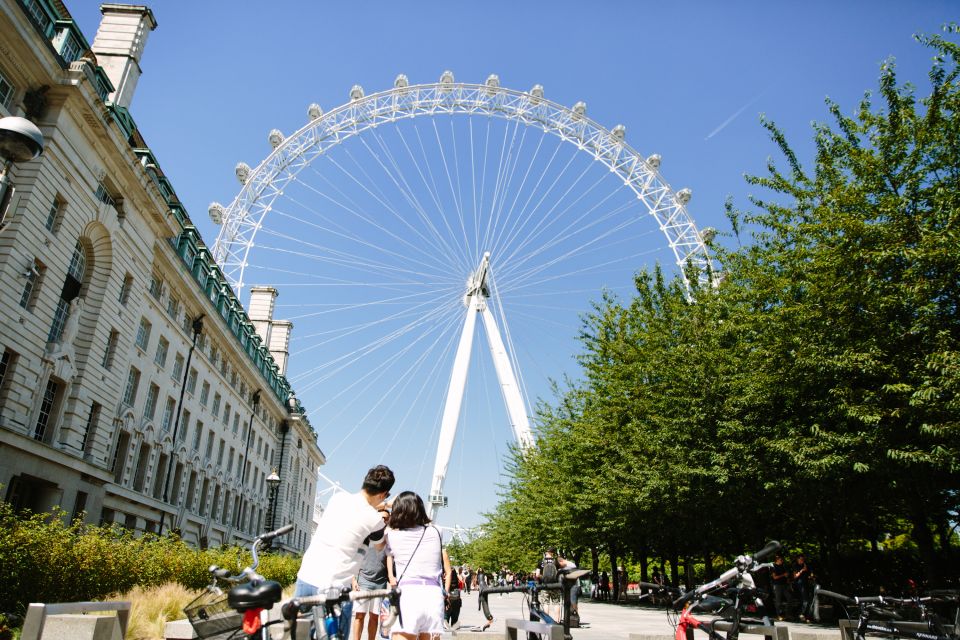 London: City Highlights Guided Bike Tour - Buckingham Palace and Westminster Abbey: The Architecture You’ll Actually Notice