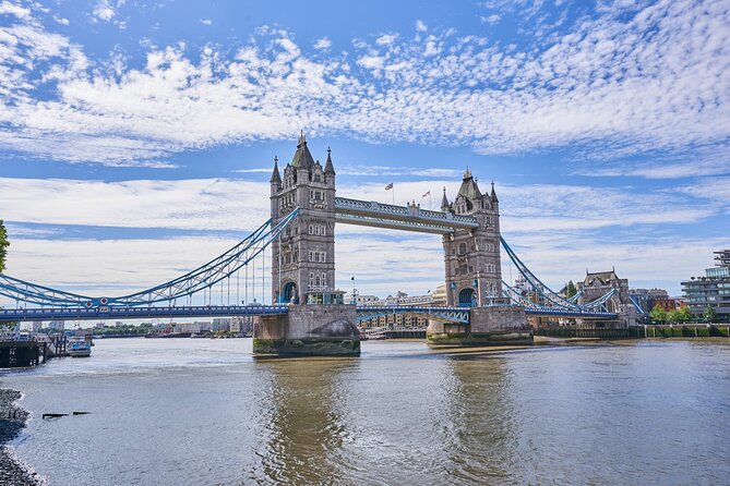 London Creative Photography Tour - Southbank to St Paul’s: river light, bridge detail, and landmark scale