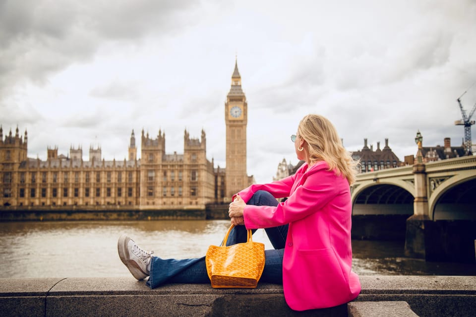 London Customisable 30 minute photoshoot - Where the photographer finds the best landmark shots