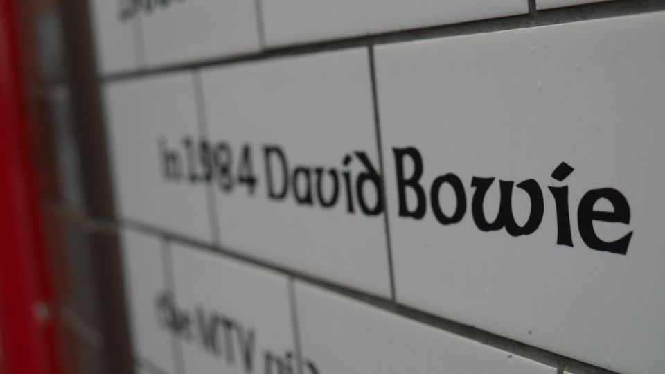 London: David Bowie Walking Tour - Big headlines and the campervan rumor: the story behind the myth