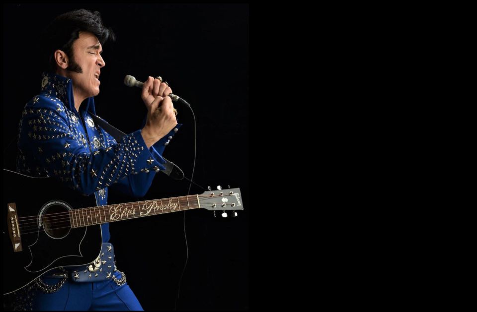 London: Dinner Cruise with Elvis Tribute on the Thames River - Should You Book This London Thames Dinner Cruise with Elvis?