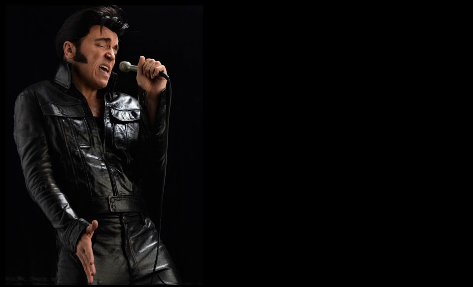 London: Dinner Cruise with Elvis Tribute on the Thames River - The 3-Course Dinner: What You Should Expect