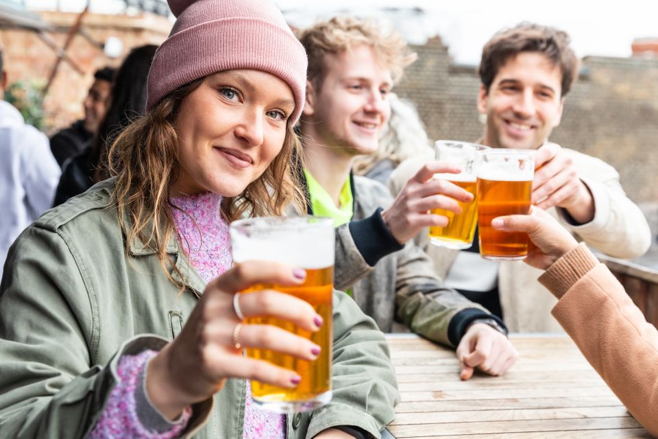 London: East End British Food & Drinks Private Walking Tour - Meeting at Shoreditch High Street: start where the action is