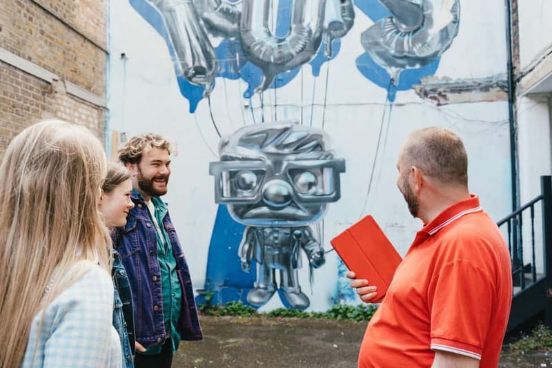 London: East End Instagrammable Street Art & Graffiti Tour - Entering Whitechapel Gallery: where the East End story starts