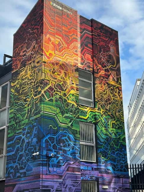 London: East End Instagrammable Street Art & Graffiti Tour - Dray Walk broccoli to Allens Gardens: walls that keep changing