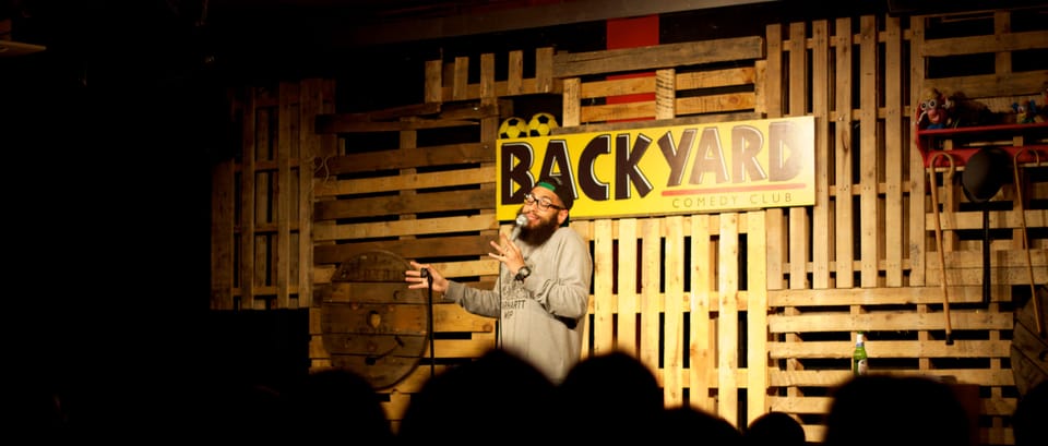 London: Friday Night at The Backyard Comedy Club - The comedy style: UK circuit pros plus rising stars