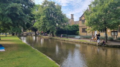 London: Full Day Cotswolds Tour with Shakespeare's Stratford - Finding the pickup spot near Paddington (and not wasting time)