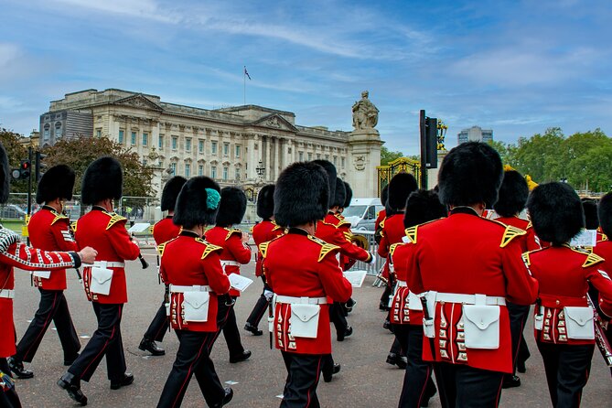 London Fully Tailored Private Tour: Half-Day with Local Guide - Covent Garden: Opera House area, Apple Market, and street life
