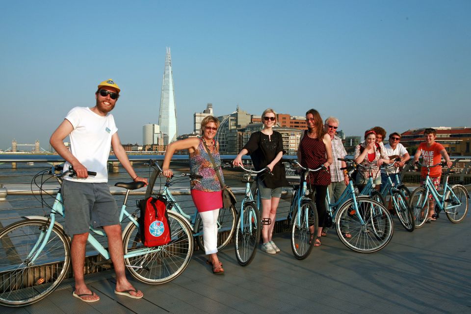London: Guided Bike Tour of Central London - Archbishop’s Park and Lambeth Palace: a calm start before the monuments