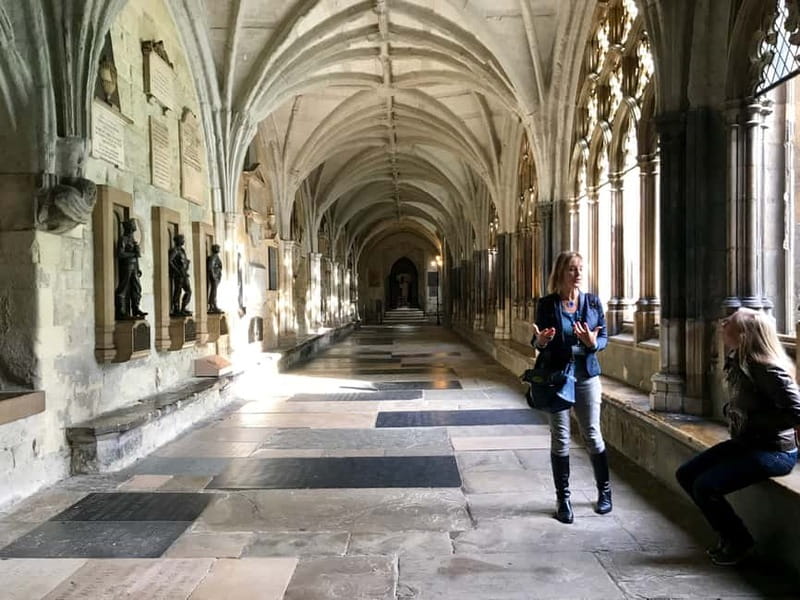 London: Guided Tour of Houses of Parliament & Westminster - House of Lords and the rules of access: formality you can feel
