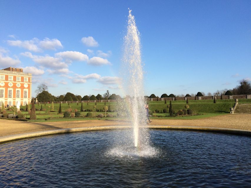London: Hampton Court Private Guided Tour - Henry VIII’s State Apartments: court life, not just costumes