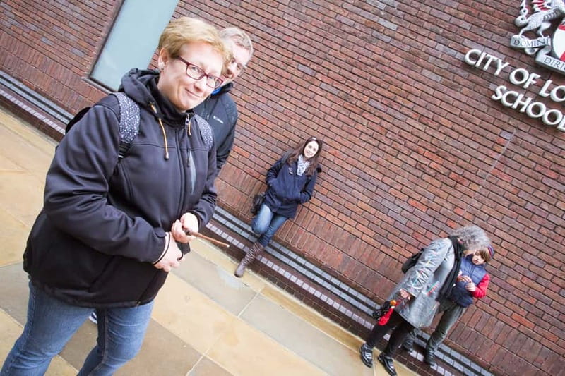 London: Harry Potter Small Group Walking Tour - Borough Market: a fun break from wand talk