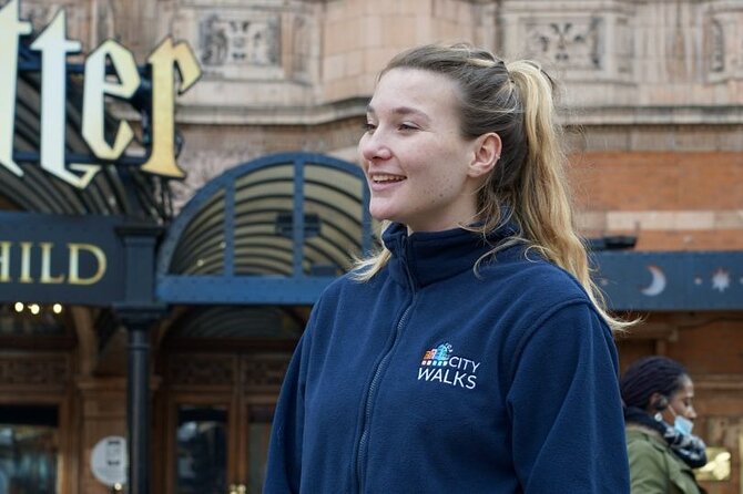 London: Harry Potter Walk, Hop-on Hop-off Bus Tour and Cruise - How the Small Group and Live Commentary Changes the Feel