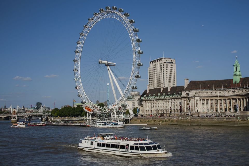 London: Harry Potter Walking Tour and River Thames Cruise - Westminster to London Bridge: The Classic Sights Portion Before the River