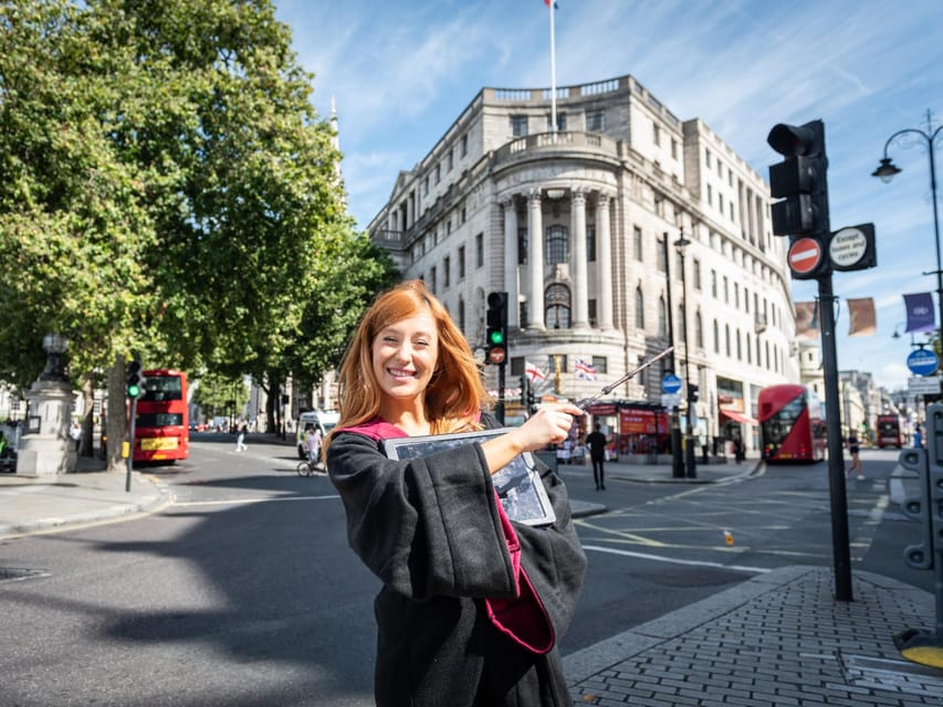 London: Harry Potter Walking Tour & the London Dungeons - Wizarding walk meets London Dungeons in one 5-hour plan