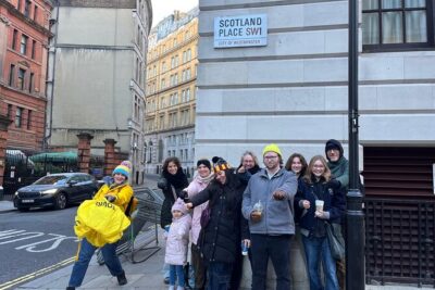 London: Harry Potter Walking Tour with Platform 9 3/4 - Great Scotland Yard to Trafalgar Square: movie London’s premiere route