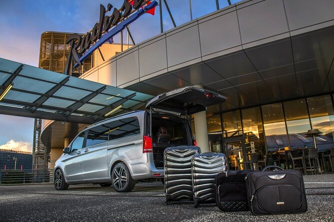 London Heathrow Airport (LHR) to Lincolnshire Luxury Transfers - Who Should Book This Transfer (and Who Might Skip It)
