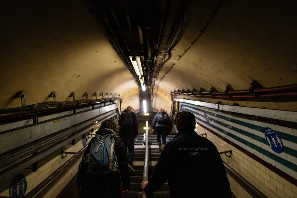 London: Hidden Tube Tour of Holborn's Secret Platforms - The 1930s modernization story and the British Museum station clue