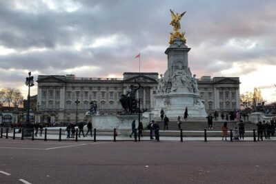 London Highlights Private Car with Driver Guide - The 4-hour timing: how to choose morning vs afternoon