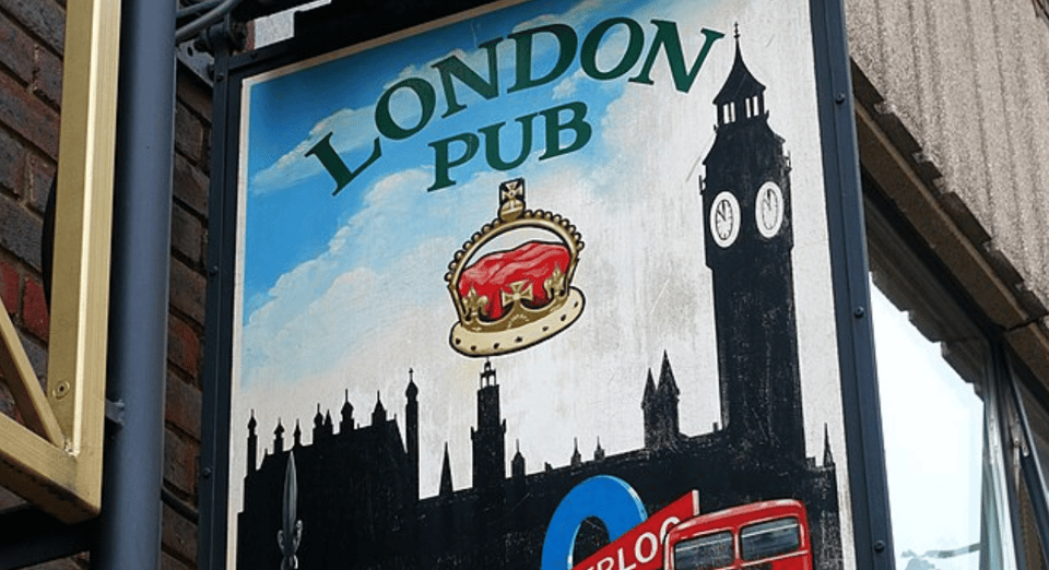 London: Historic London Pub Walking Tour - Embankment Station as your easy launch point