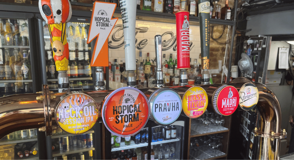 London: Historic London Pub Walking Tour - Covent Garden folklore: how the walk becomes the story