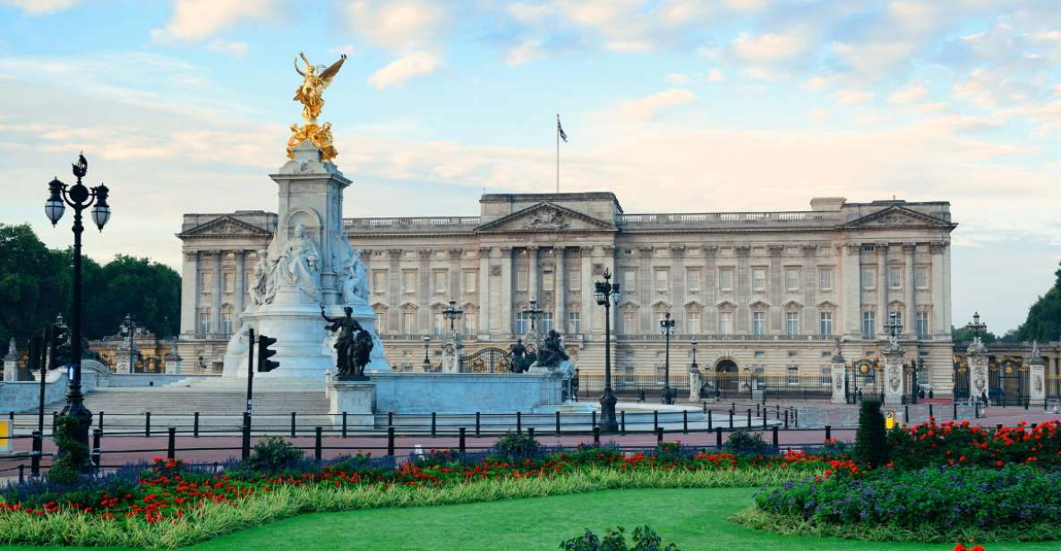 London: Historical Walking Tour in Westminster with an APP - Admiralty Arch, Trafalgar context, and a breather at St James’s Park