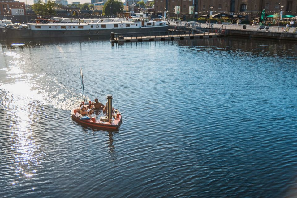 London: Hot Tub Boat Guided Historical Docklands Cruise - Where Exactly This Cruise Runs (Canary Wharf Docklands, Not Random London)