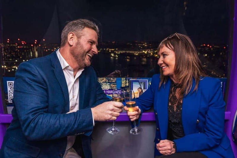 London: IFS Cloud Cable Car Champagne Experience - Your skyline view, but from 90 meters up